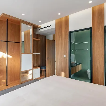 Macaw Luxury Residence, Daily Housekeeping Included!