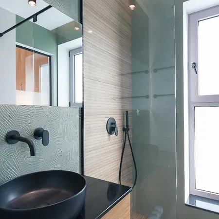 Macaw Luxury Residence, Daily Housekeeping Included! Villa Skaleta