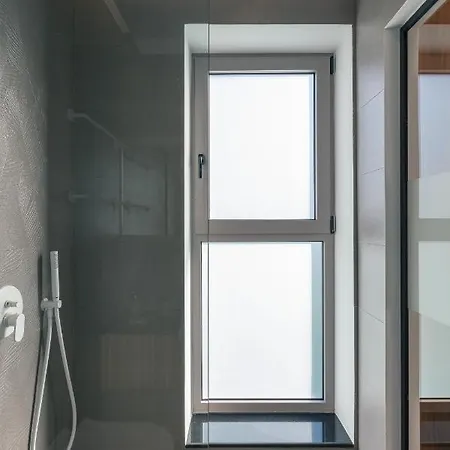 Macaw Luxury Residence, Daily Housekeeping Included! 빌라