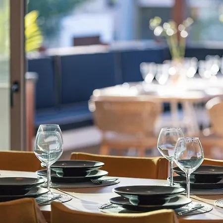 Macaw Luxury Residence, Daily Housekeeping Included! Skaleta