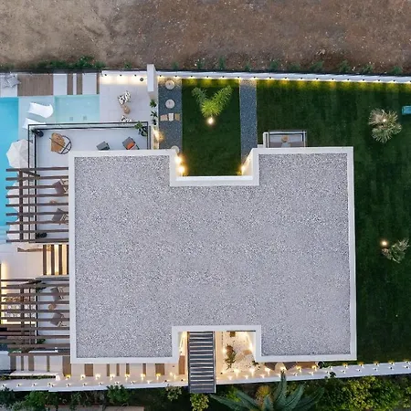 빌라 Macaw Luxury Residence, Daily Housekeeping Included! 스켈레타